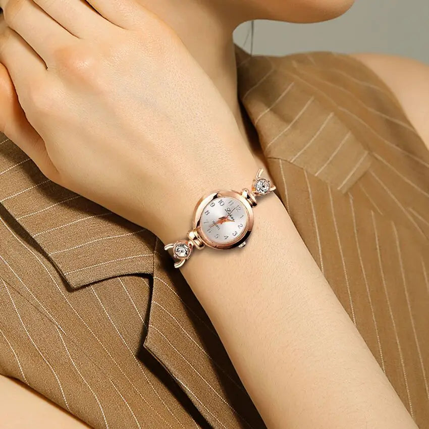 Alloy Rhinestone Luxury Diamond Women Watch